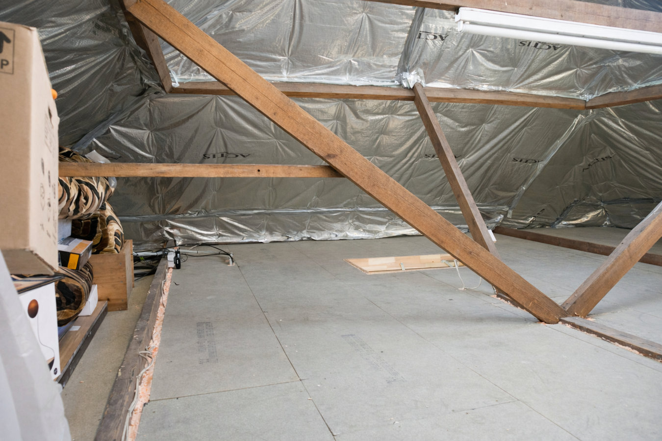 Attic insulation in Honolulu, HI